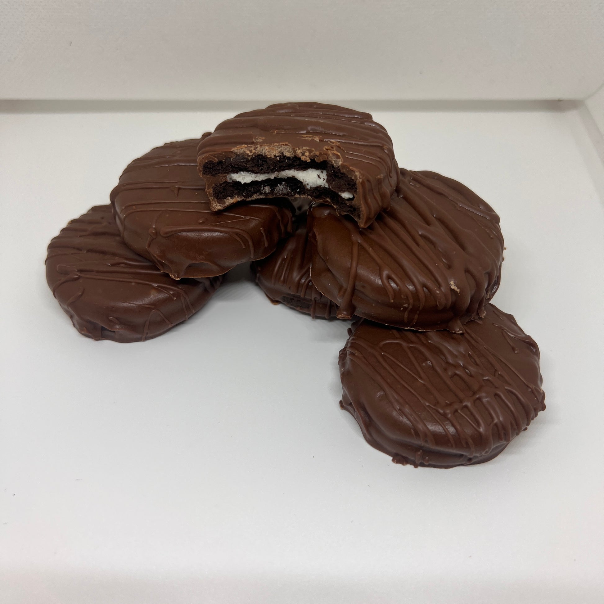 Milk Chocolate Covered Oreos® (6-Pack)